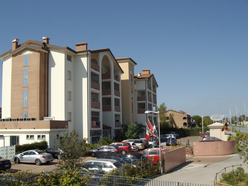 Residence Cleo Llido Degli Estensi Exteriör bild