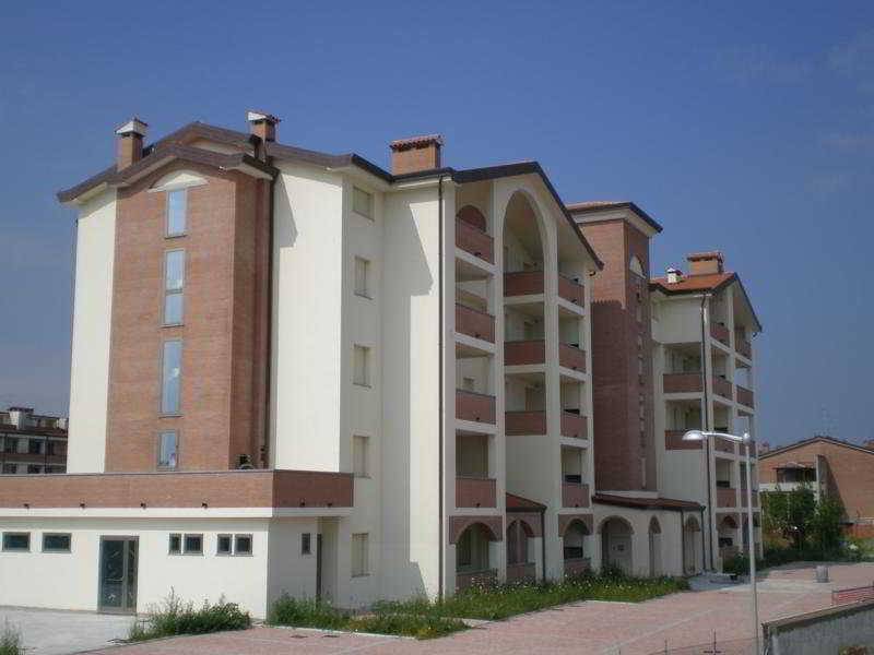 Residence Cleo Llido Degli Estensi Exteriör bild